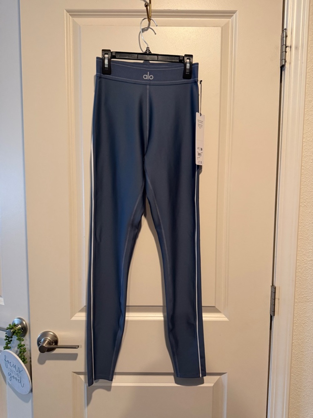 ALO Yoga Airlift High Waist Suitup Legging